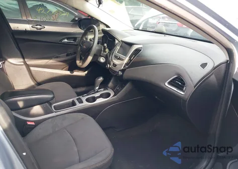 2017 Chevrolet Cruze Ls z USA, uszkodzony, nr VIN 1G1BC5SM5H7191505